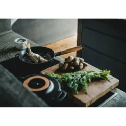 Fiskars Bratpfanne 26 cm Norden schwarz