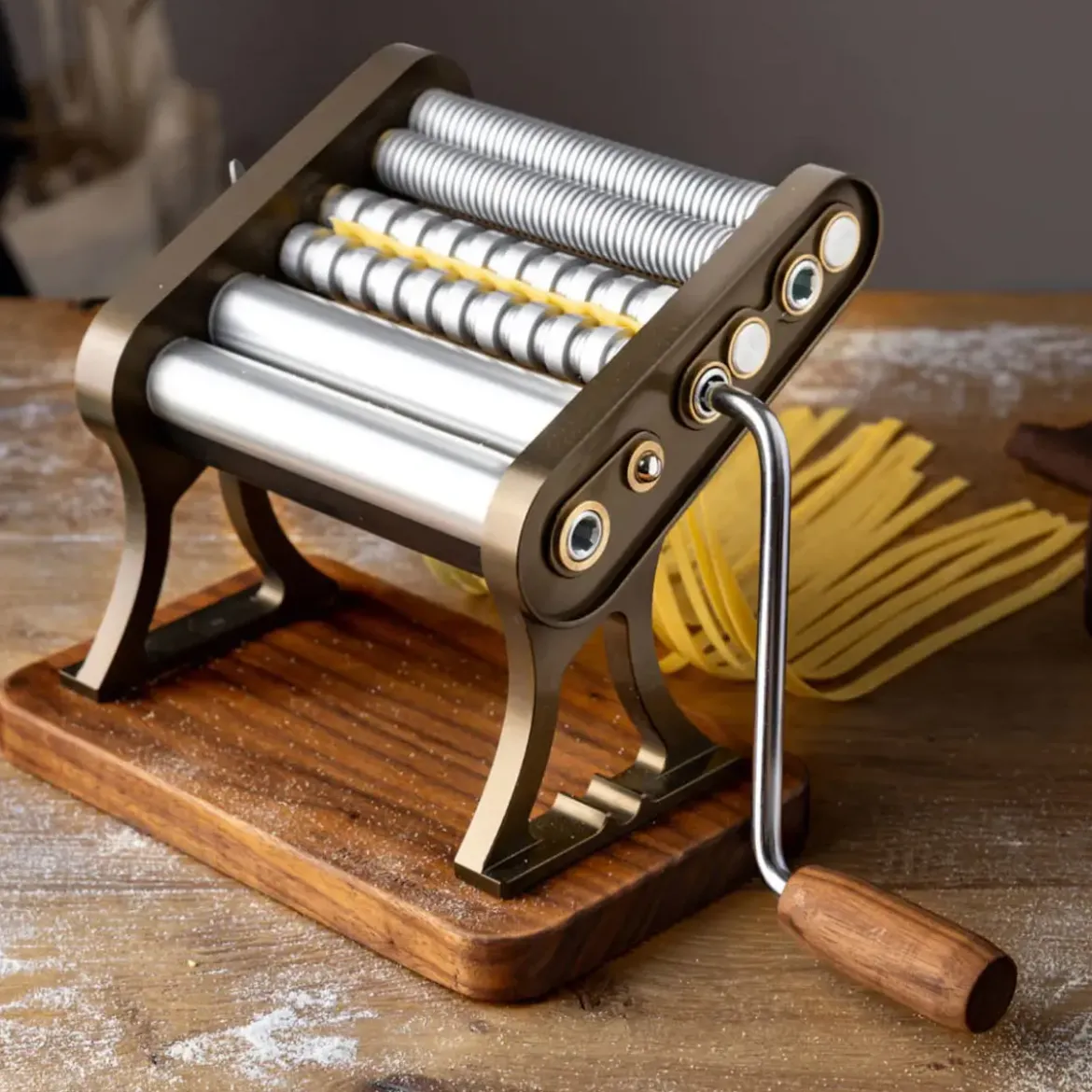 Marcato Nudelmaschine Otello 20x25x22 cm champagne
