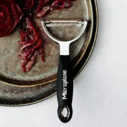 Microplane Profi Y Schäler Julienne Speciality schwarz