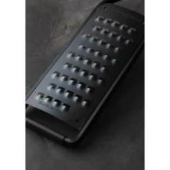 Microplane Reibe sehr grob Black Sheep