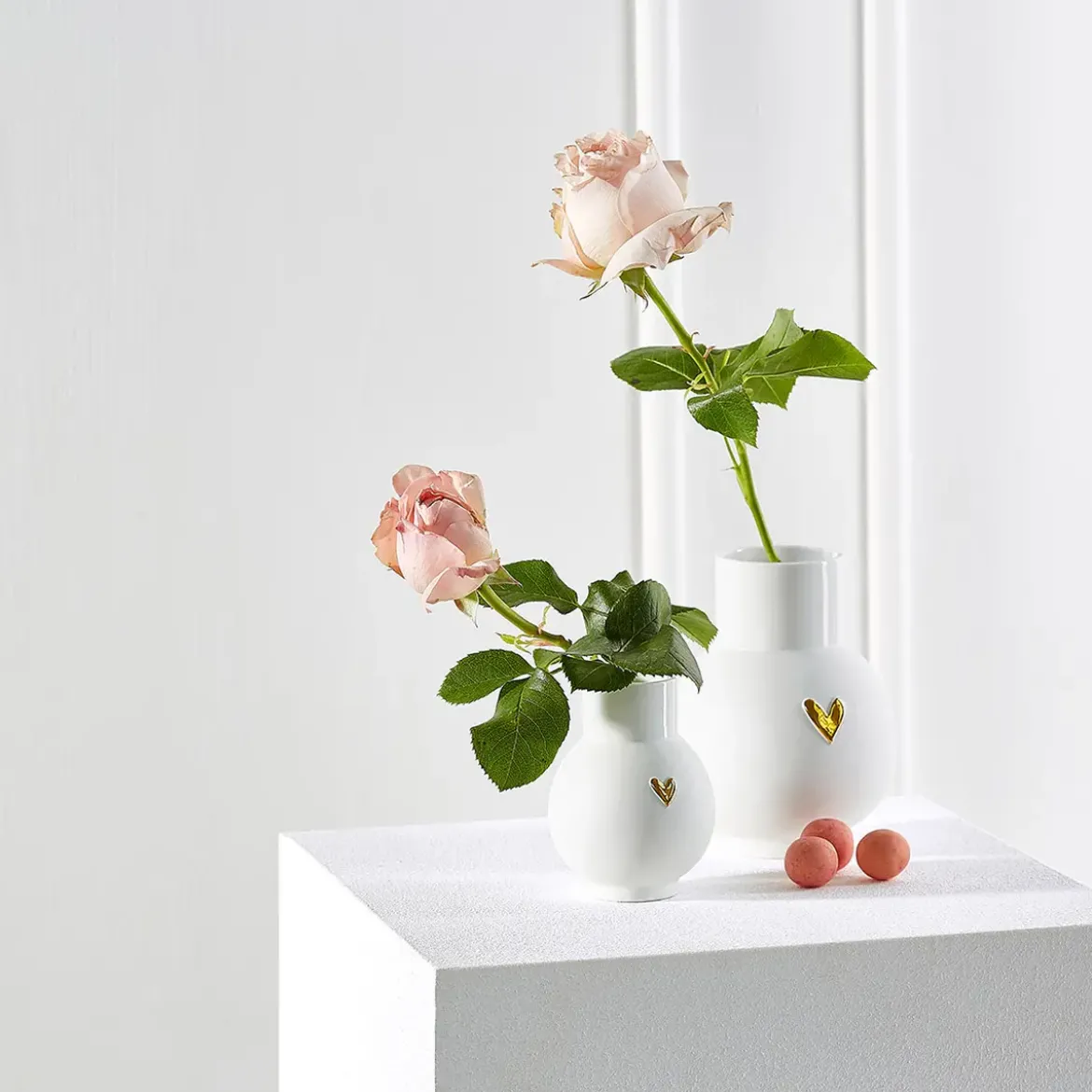 Räder Mini-Kugelvase Herz Gold 9 cm Lovely weiß