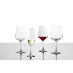 Schott Zwiesel Sektglas 4er-Set Tulip mit Moussierpunkt klar