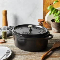Staub Cocotte 31 cm schwarz