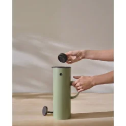 Stelton EM77 Isolierkanne 1,0 l Soft Fern Green