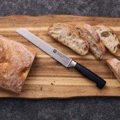 Zwilling Brotmesser 20cm Vier Sterne